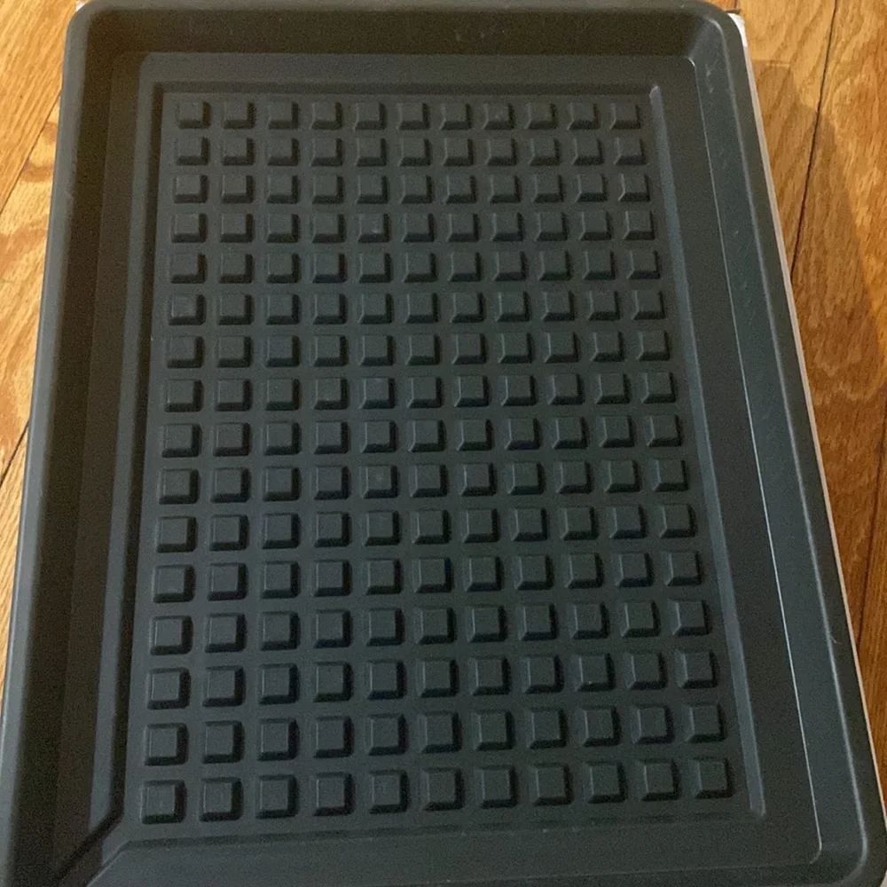 NIB Indoor Pet Potty